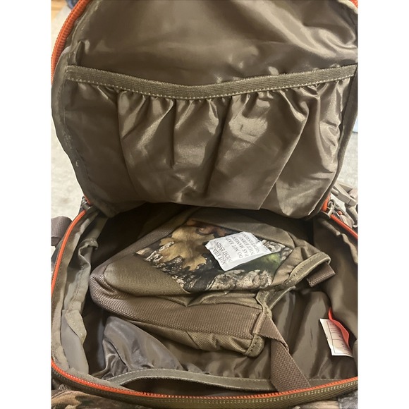 Redhead Primal Bow/Rifle Heavy Duty H20 Backpack Padded Back no bladder NWOT - Picture 13 of 16